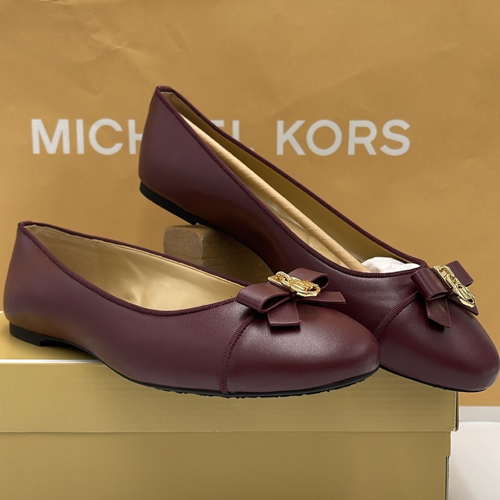 MICHAEL KORS HONEY BALLET FAUX LEATHER
49H3HNFP1L
OXBLOOD - Picture 4 of 16